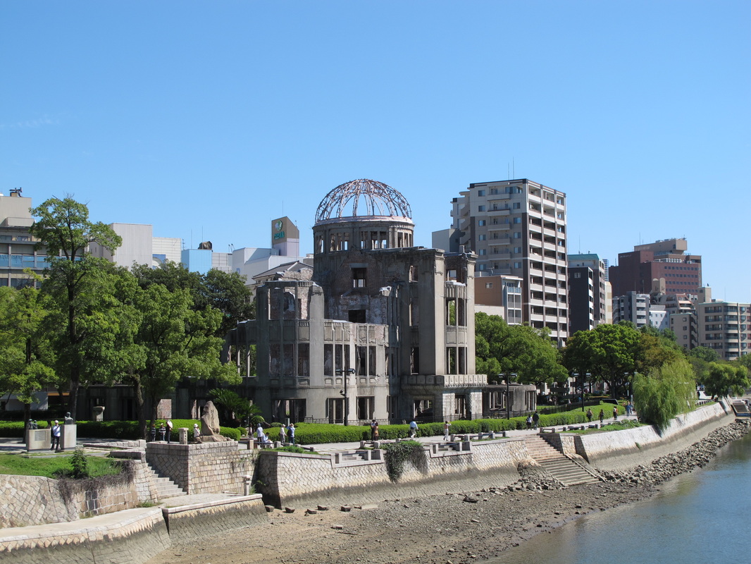 how did hiroshima get ready for the enola gay bombing